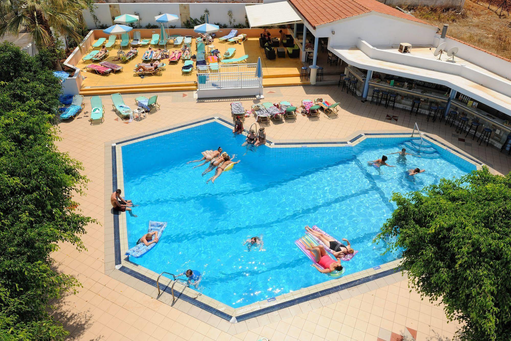 Melissa Apartments, Studios & Suites Malia Exteriér fotografie